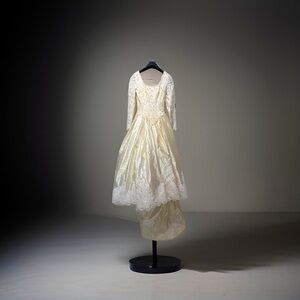 Morilee 100% Silk Wedding Dress Size 14